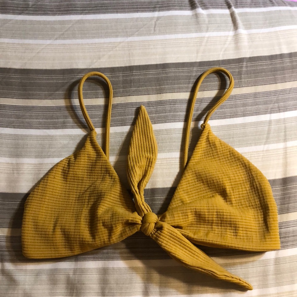 Benoa top